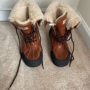 Men’s Loved UGG Butte Work Boots Sz9